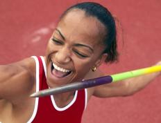 开云体育APP下载-孤胆英雄与团队革命，维斯塔潘扛旗之战，映照阿斯顿马丁如何逆转梅赛德斯王朝