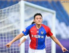 开云下载-青岛黄海客场不敌榜尾球队，保级斗争激烈！的简单介绍