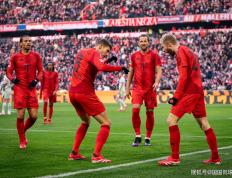 开云体育登录-拜仁慘遭淘汰，欧冠之路陷入泥潭