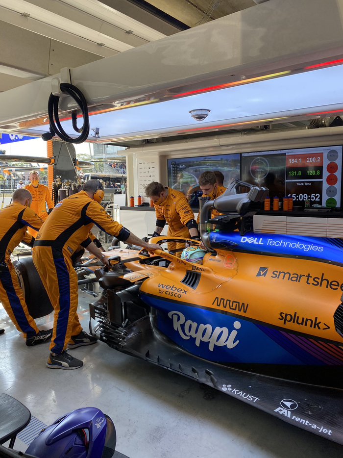 开云官网-红牛二队逆转迈凯伦,汉密尔顿带队取胜