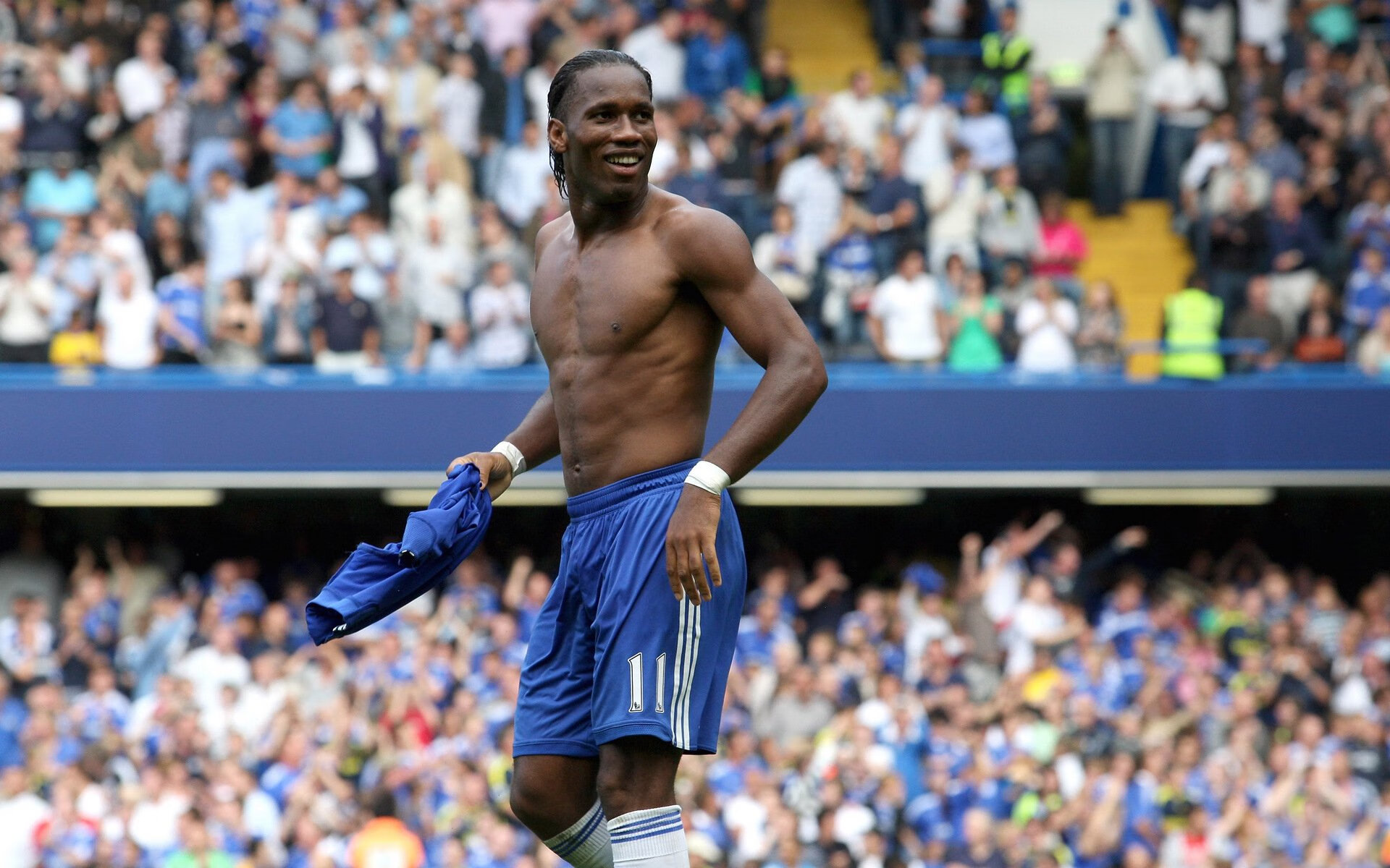 开云体育登录-足球决定性瞬间,智利一波流击溃墨西哥,姆巴佩年度焦点战独揽风云